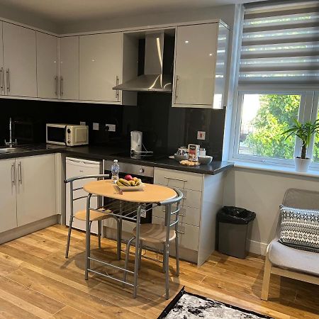 The Grande Residence - Close To Central London & Next To Northfield Tube Station Hanwell Eksteriør bilde