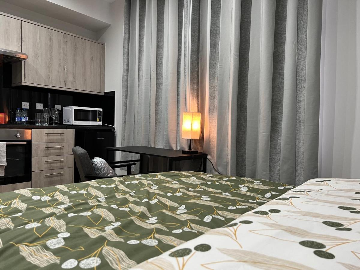 The Grande Residence - Close To Central London & Next To Northfield Tube Station Hanwell Eksteriør bilde