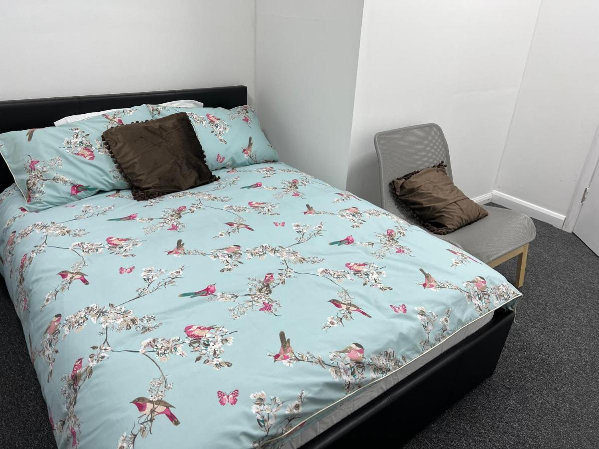 The Grande Residence - Close To Central London & Next To Northfield Tube Station Hanwell Eksteriør bilde