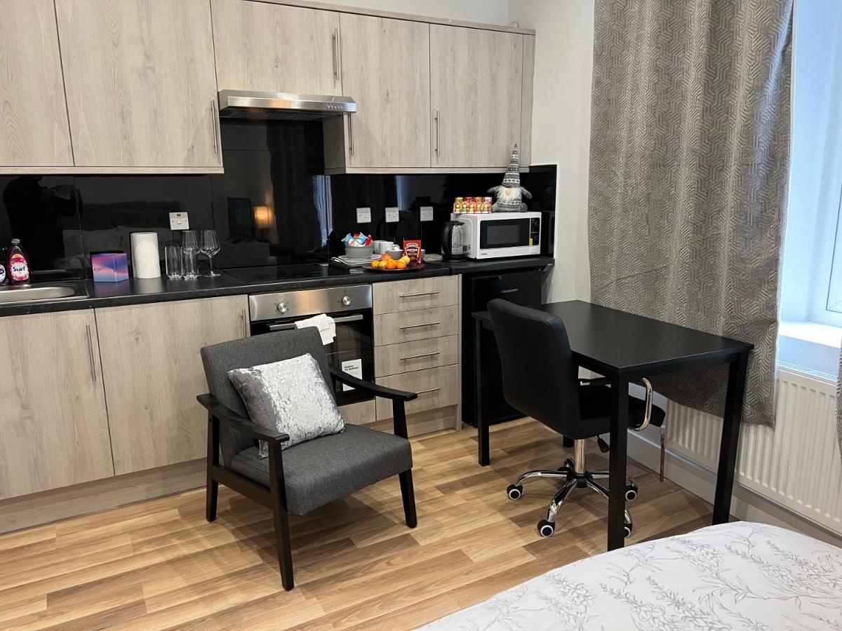The Grande Residence - Close To Central London & Next To Northfield Tube Station Hanwell Eksteriør bilde